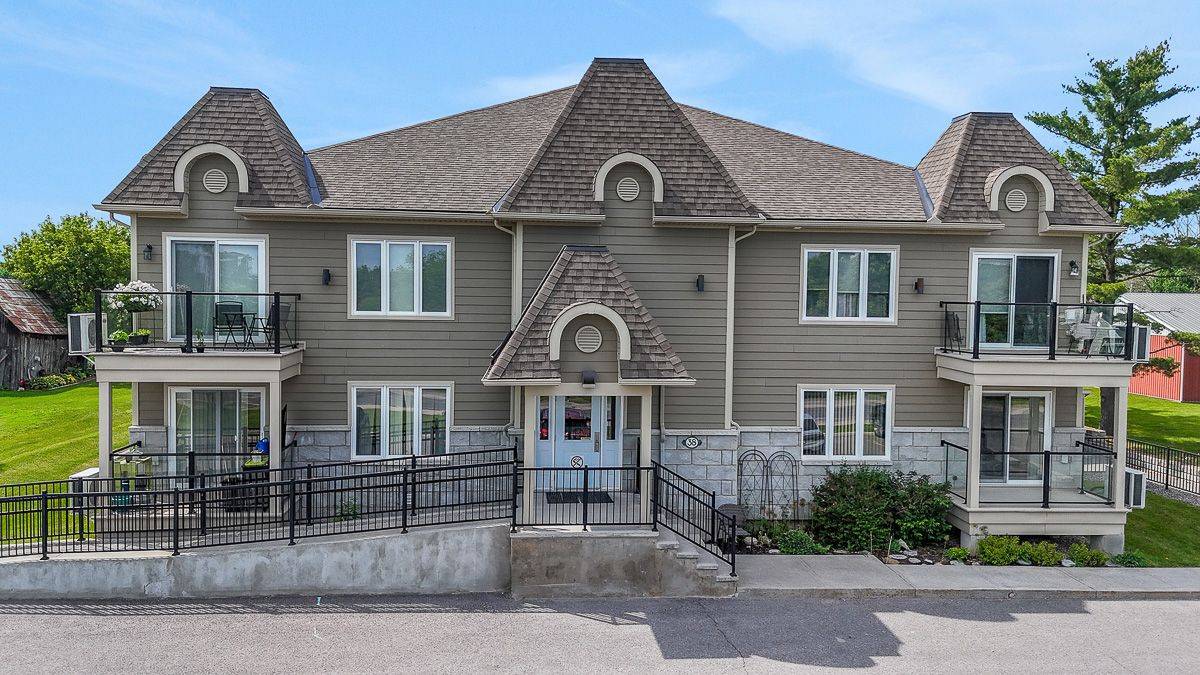 38 Charles ST #202, North Stormont, ON K0A 1R0