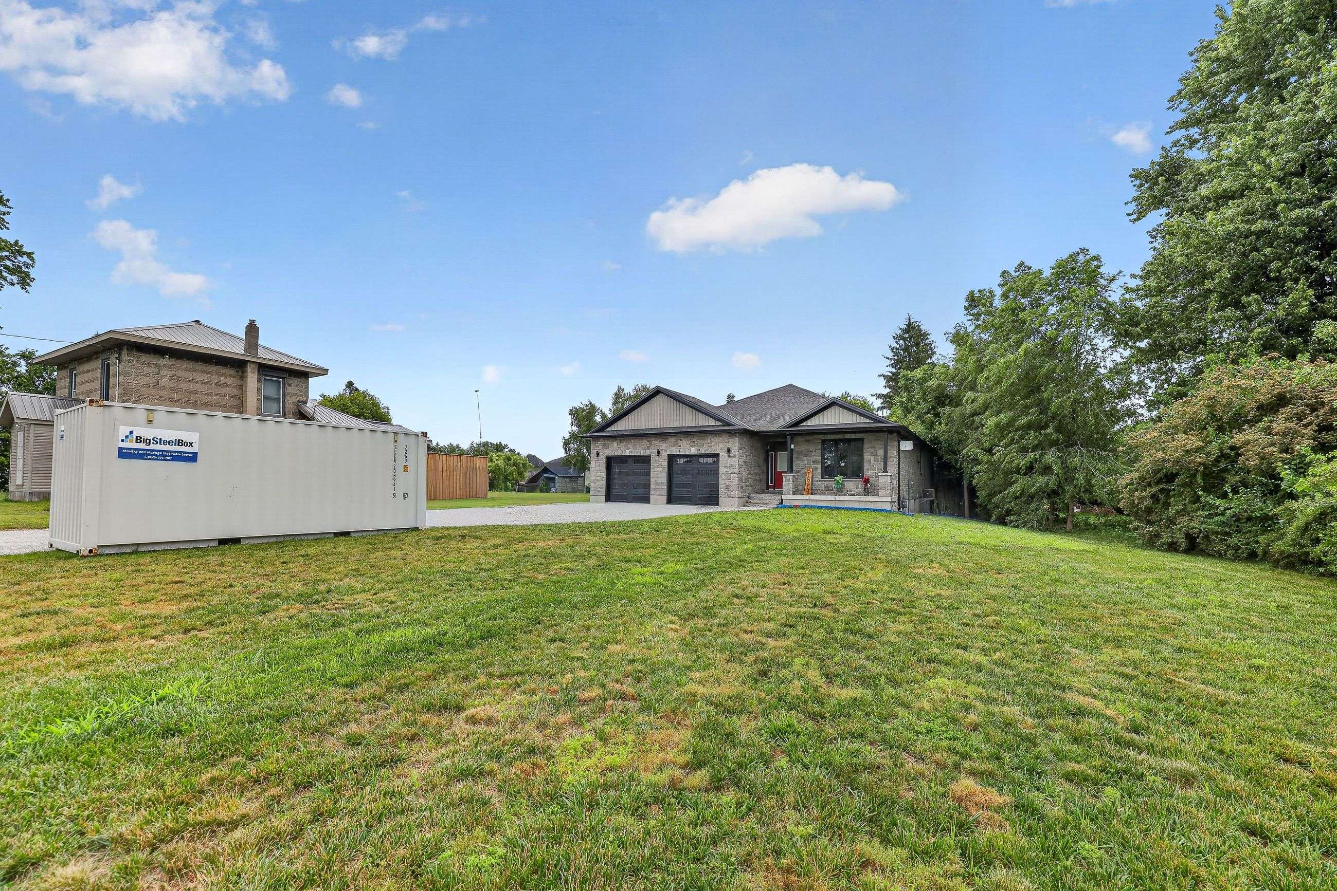 520 Fairground RD W, Norfolk, ON N0E 1G0