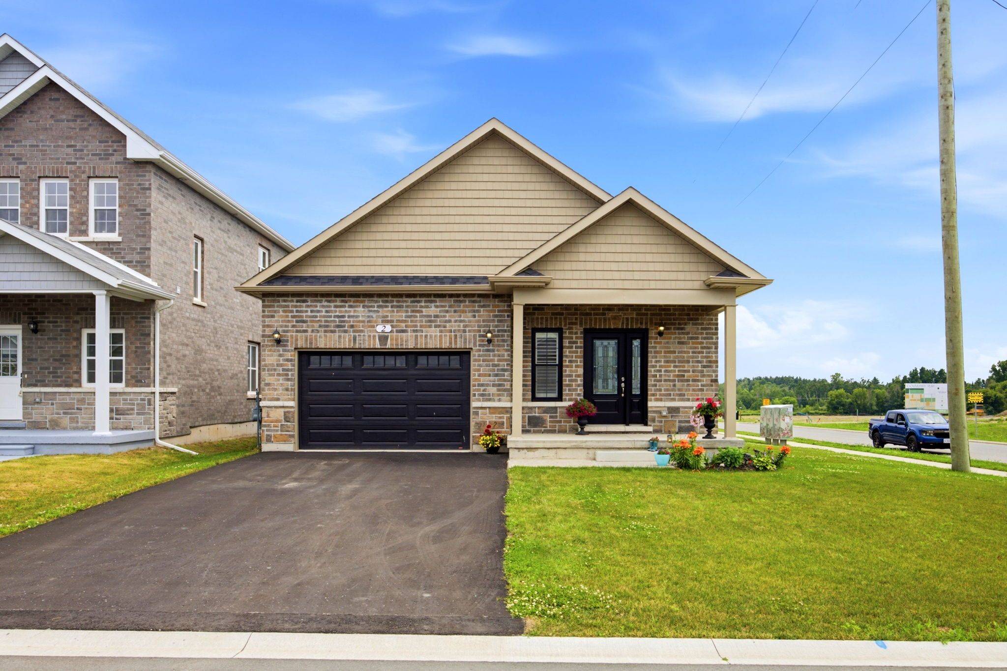 2 Braeburn ST, Brighton, ON K0K 1H0