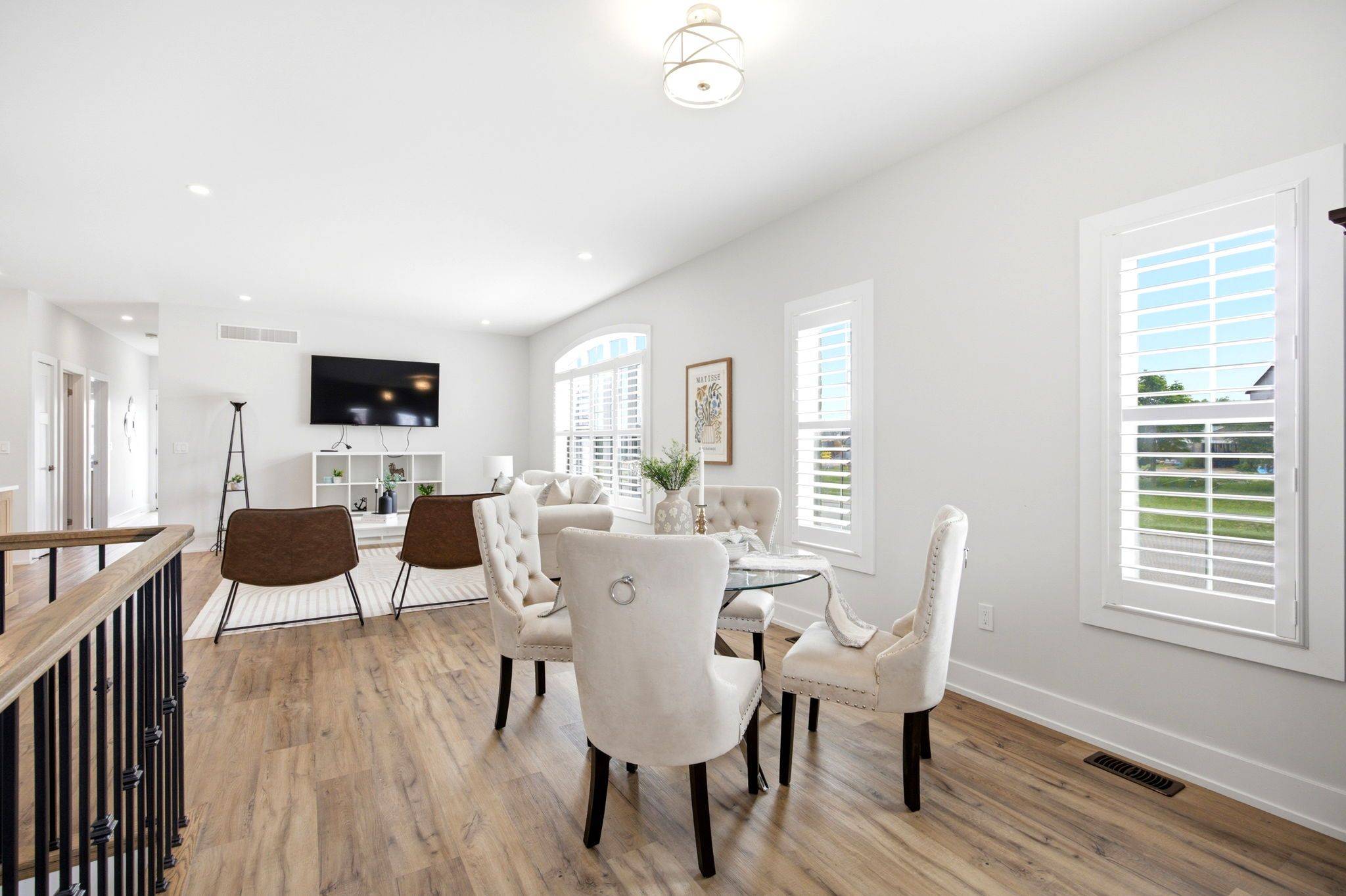 2 Braeburn ST, Brighton, ON K0K 1H0