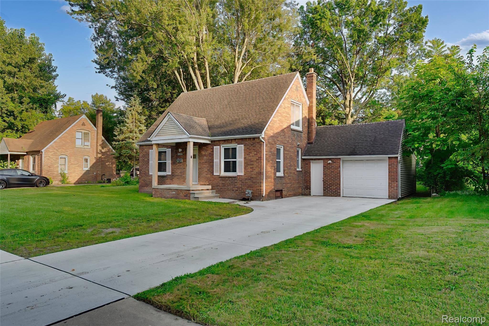 31979 Kathryn ST, Garden City, MI 48135