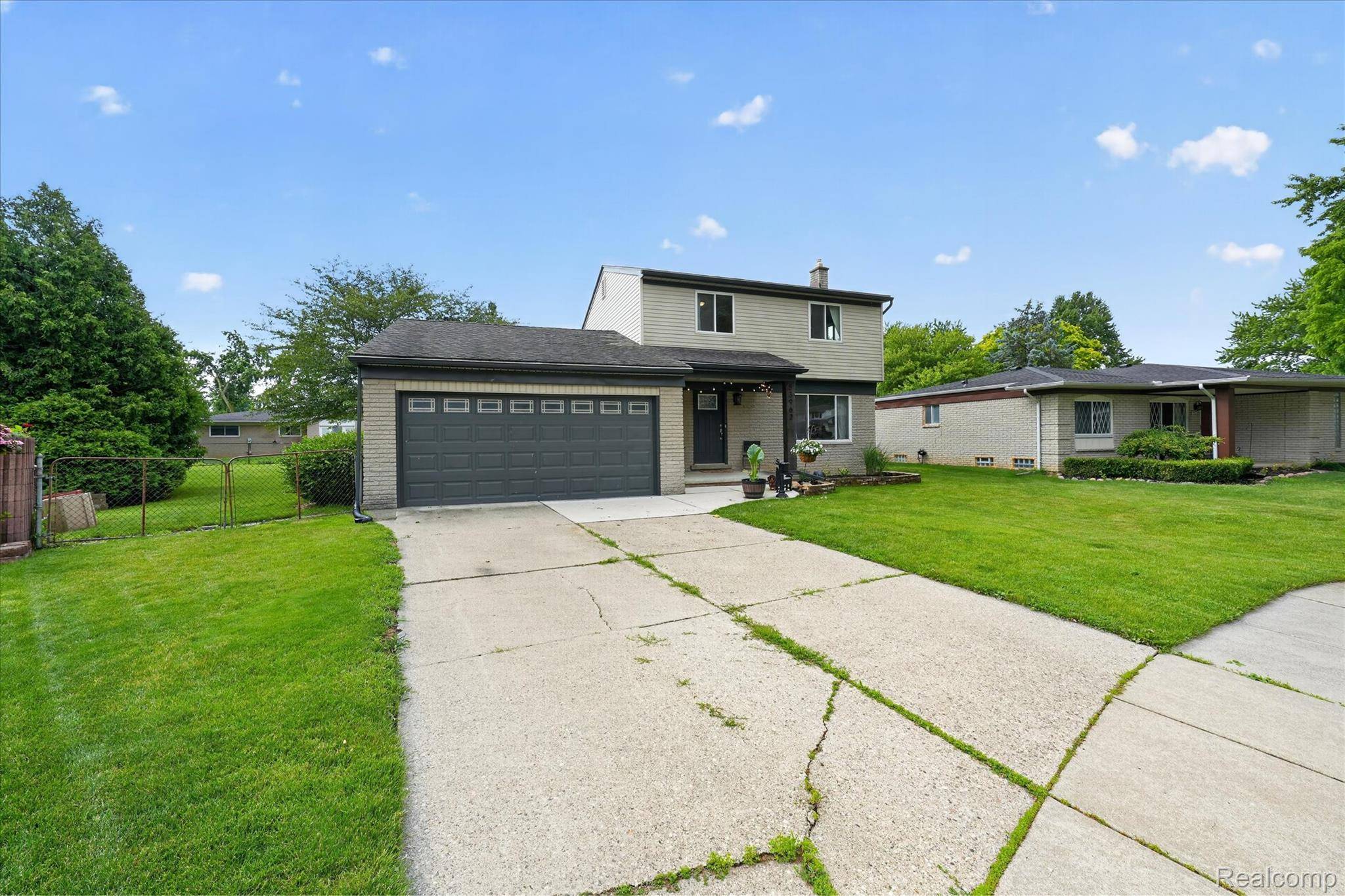 53962 Kirk CT, New Baltimore, MI 48047
