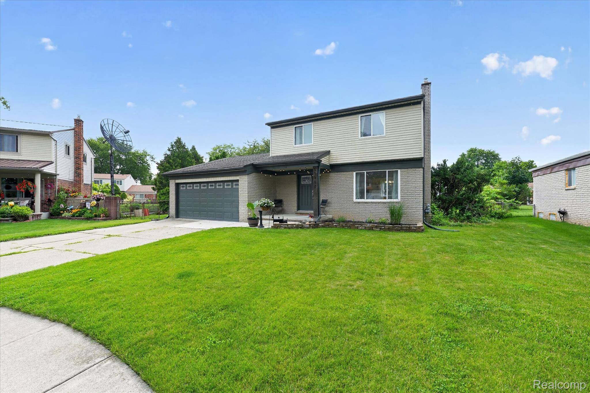 53962 Kirk CT, New Baltimore, MI 48047