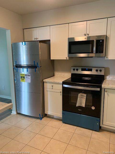 725 Clark ST, Brighton, MI 48116