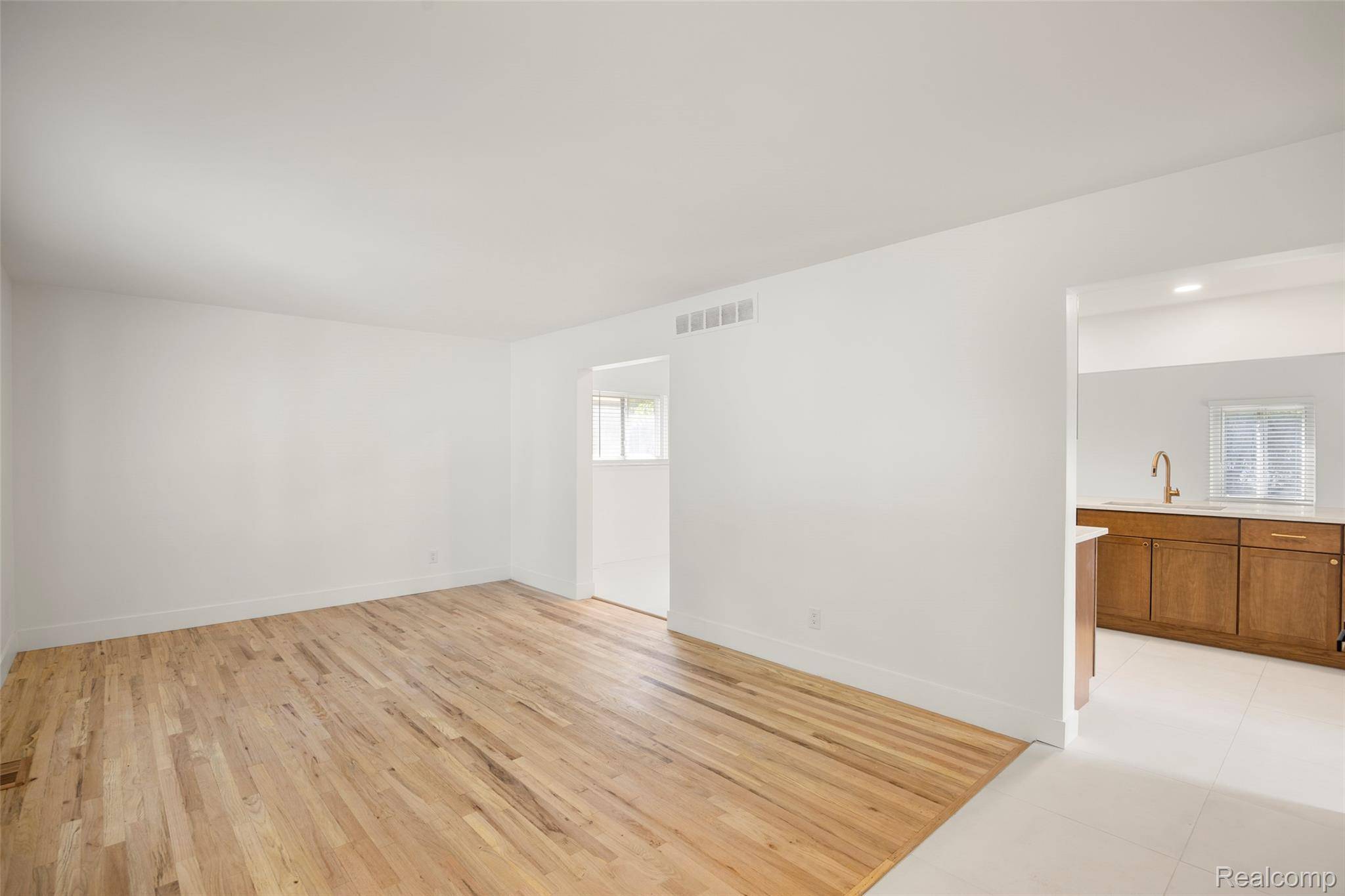 14631 Labelle ST, Oak Park, MI 48237