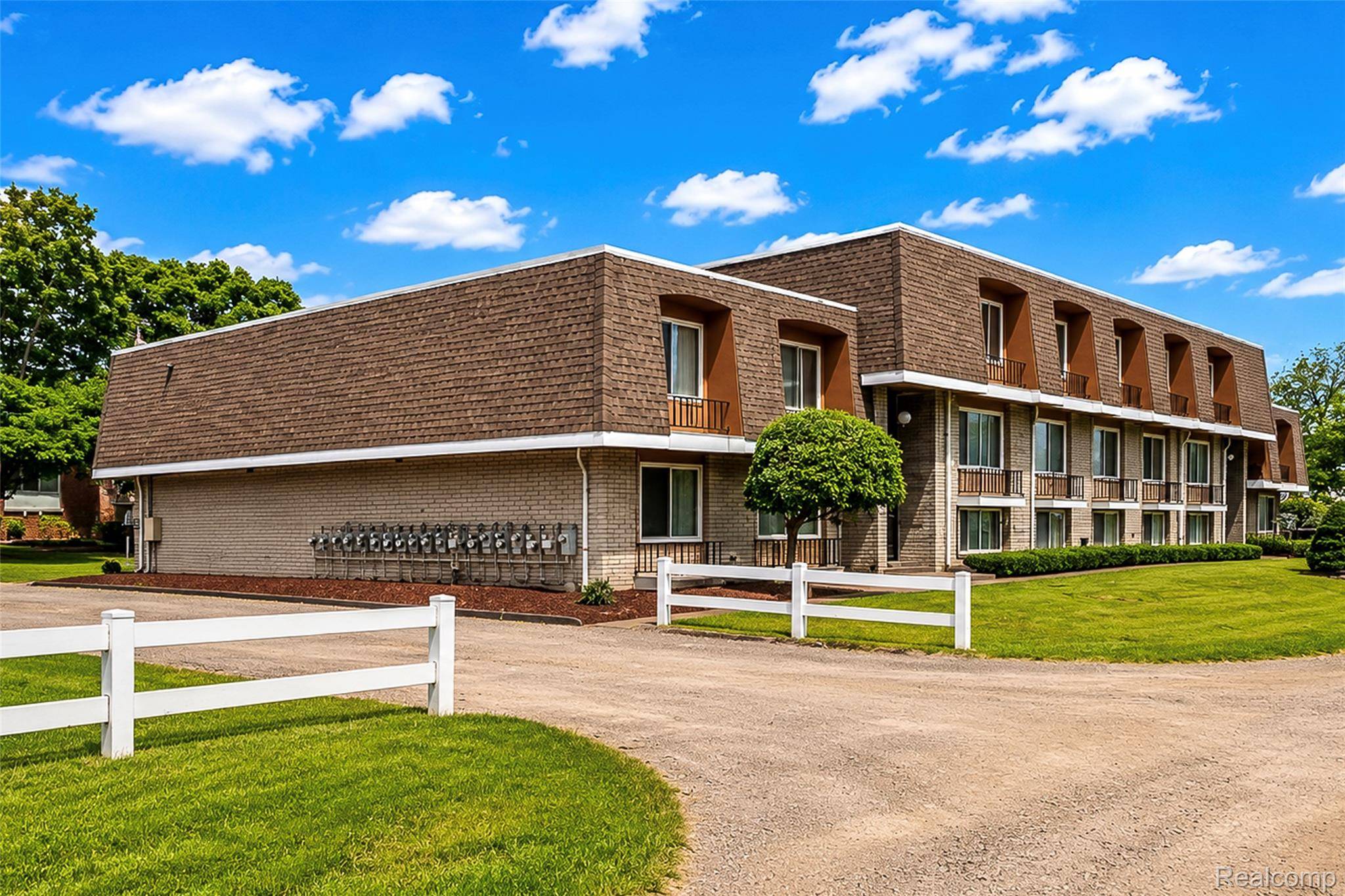 35281 Lewis ST #20, Westland, MI 48185