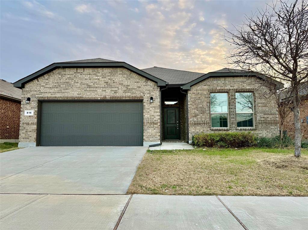 816 Wilmott Terrace, Fort Worth, TX 76247