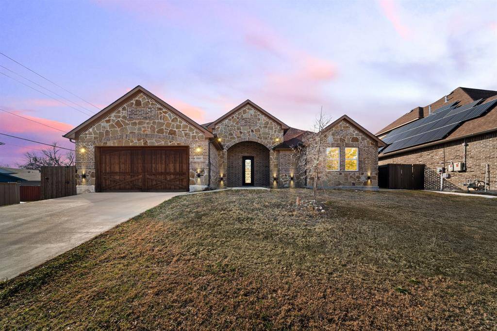 8809 Isom Lane, Dallas, TX 75249