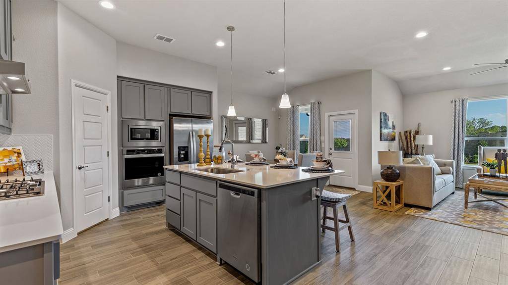 2601 STARLING Street, Denton, TX 76205