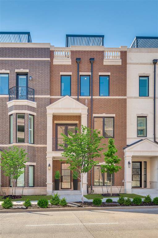 218 E Dallas Road #102, Grapevine, TX 76051