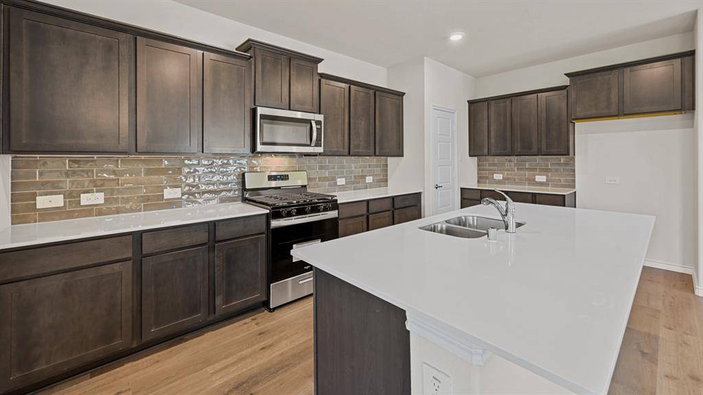 507 Carthage Street, Caddo Mills, TX 75135