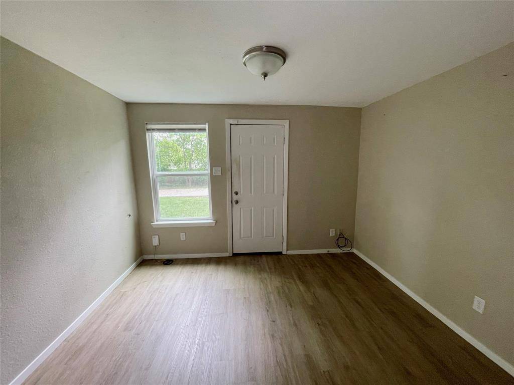 1624 Roy Street, Gainesville, TX 76240