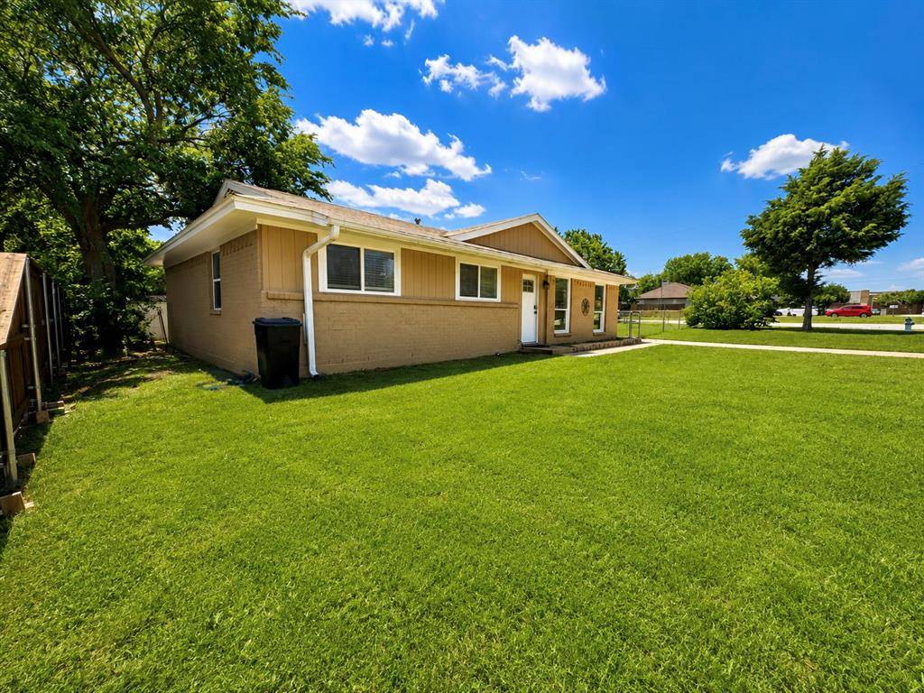 730 Rolling Ridge Lane, Duncanville, TX 75116