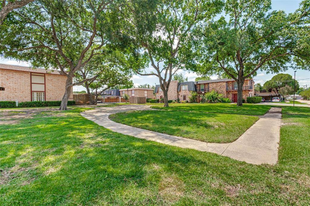 1813 E Grauwyler Road E #142G, Irving, TX 75061
