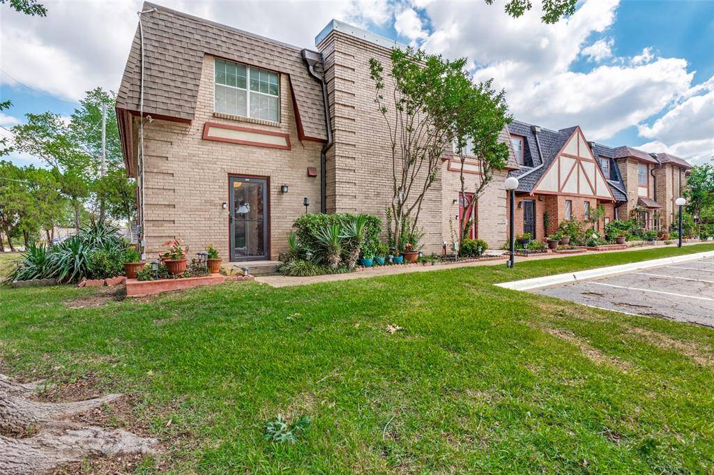 1813 E Grauwyler Road E #142G, Irving, TX 75061