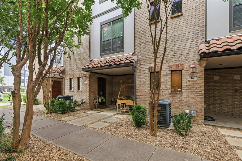 13900 Noel Road #15, Dallas, TX 75240