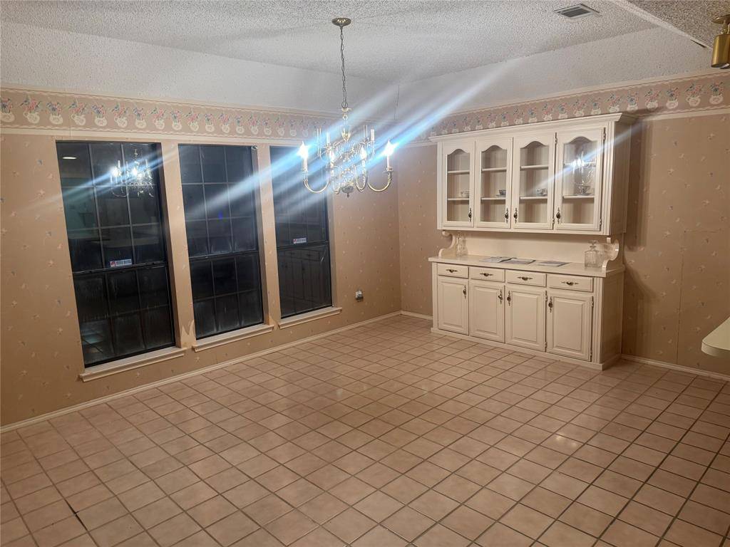 836 Lombardy Court, Fort Worth, TX 76112
