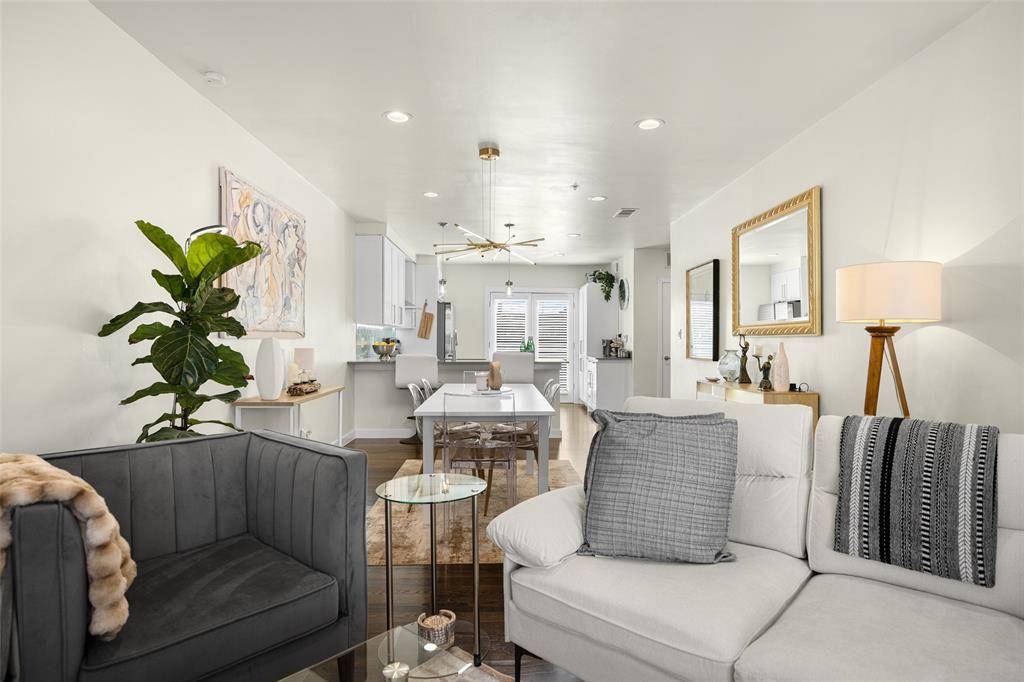 3922 GILBERT Avenue #214, Dallas, TX 75219