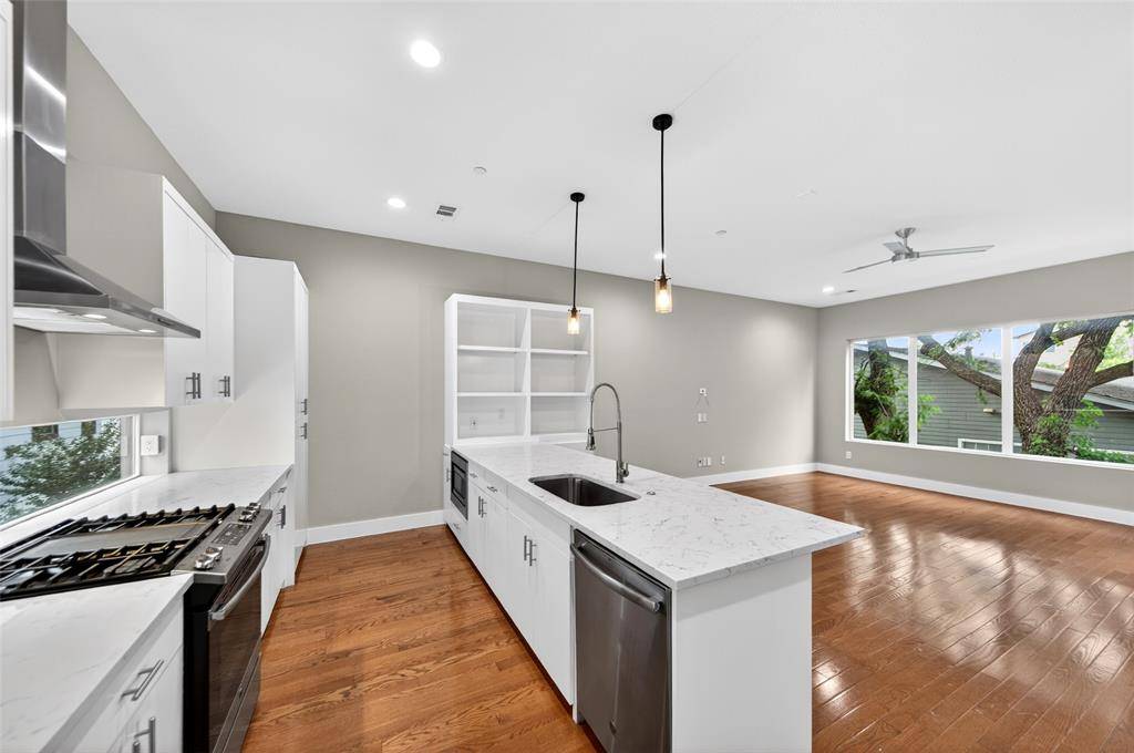1914 California Drive #102, Dallas, TX 75204