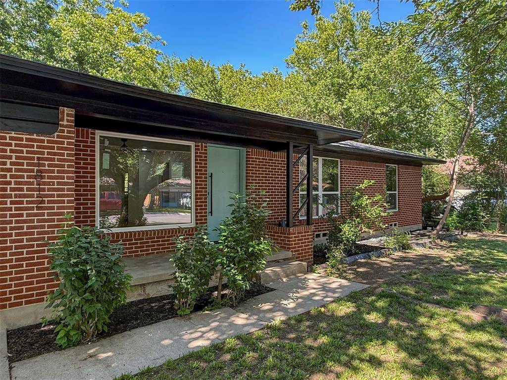 1812 Carlton Street, Denton, TX 76201