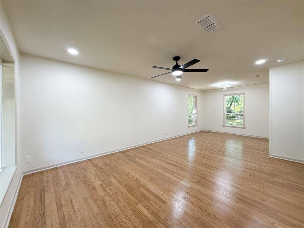 1812 Carlton Street, Denton, TX 76201