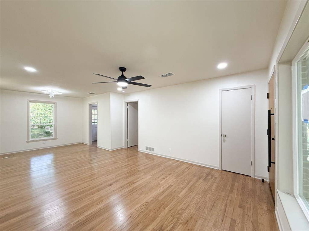 1812 Carlton Street, Denton, TX 76201