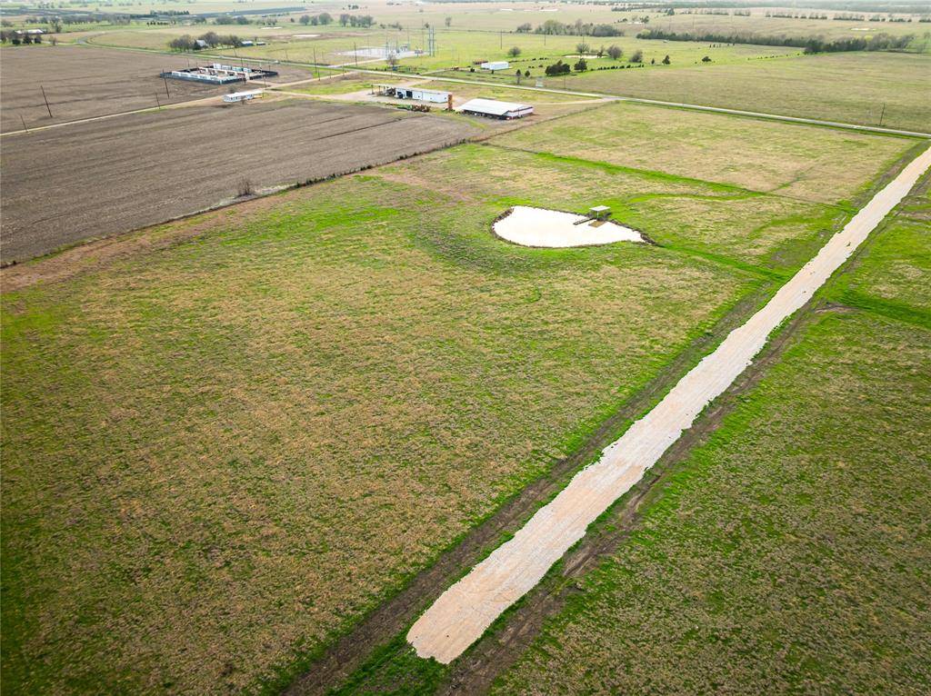 108 Private Rd 14025, Blossom, TX 75416