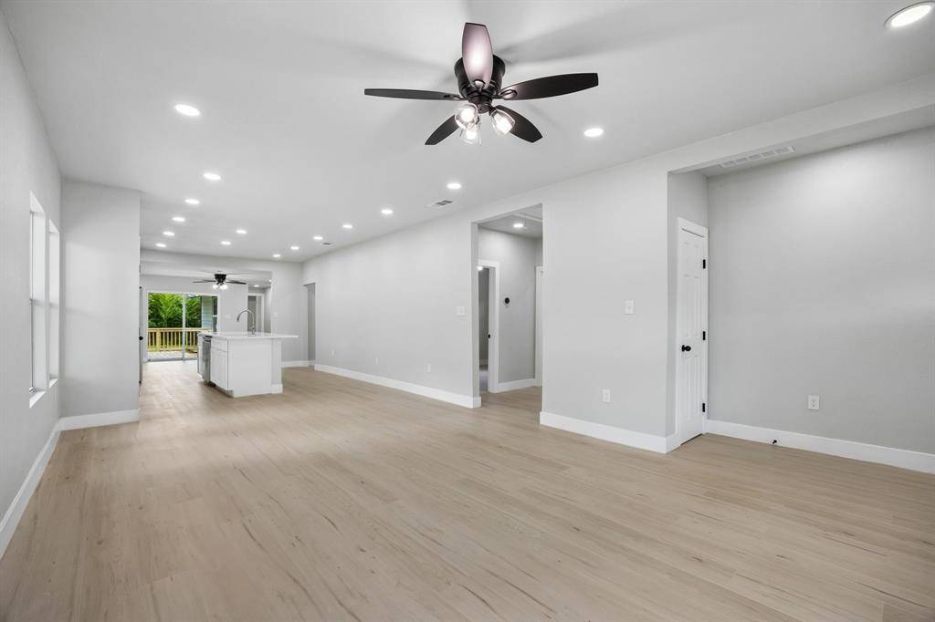 312 Leads Street, Dallas, TX 75203