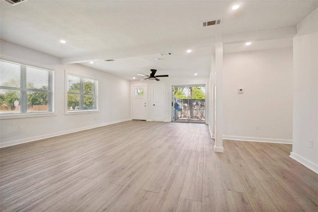 2122 Marilyn Lane, Arlington, TX 76010