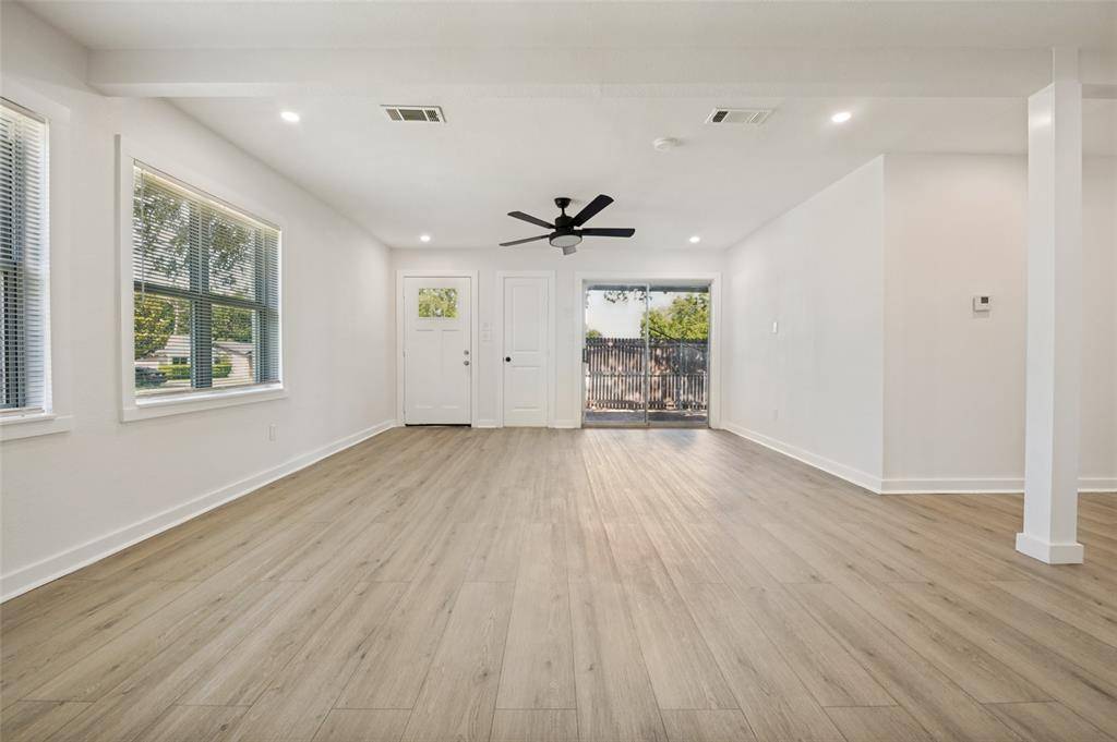 2122 Marilyn Lane, Arlington, TX 76010