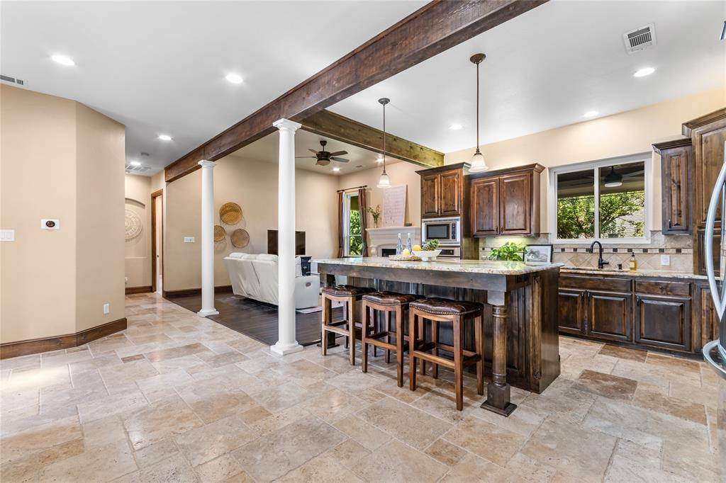 4921 Dogwood Street, Flower Mound, TX 75028