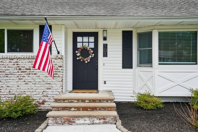 101 Sunnyview Ave West, Mansfield Twp., NJ 07840