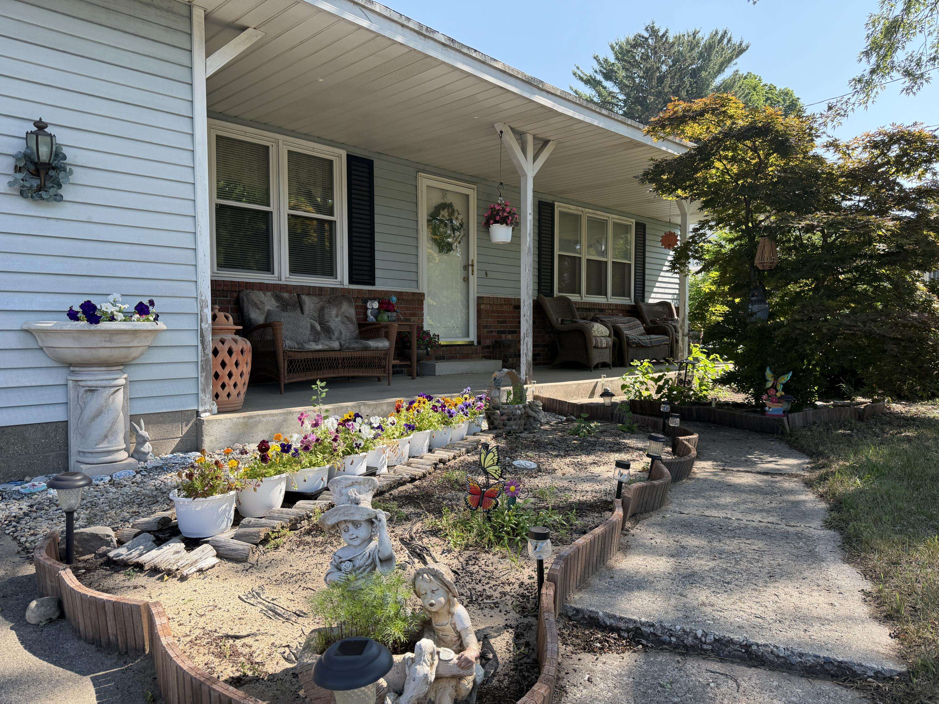 2334 Josephine AVE, Fruitport Twp, MI 49444