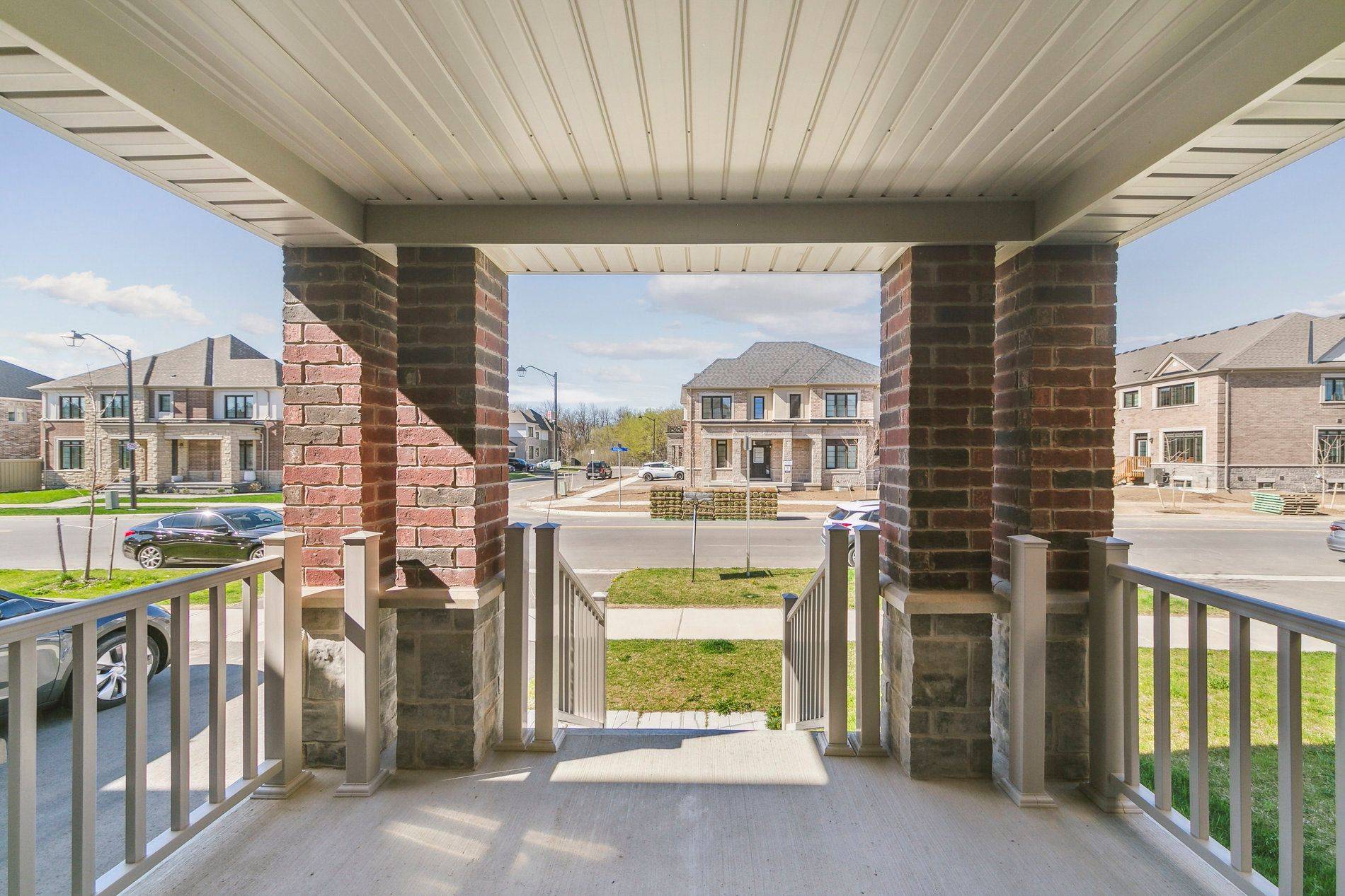 1515 Kovachik BLVD, Milton, ON L9E 1T4