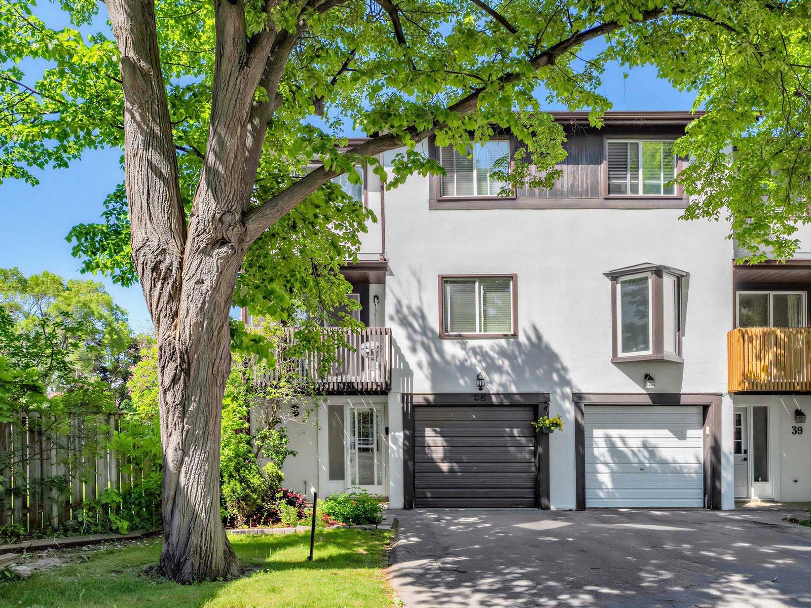 2651 Aquitaine AVE #38, Mississauga, ON L5N 1V5