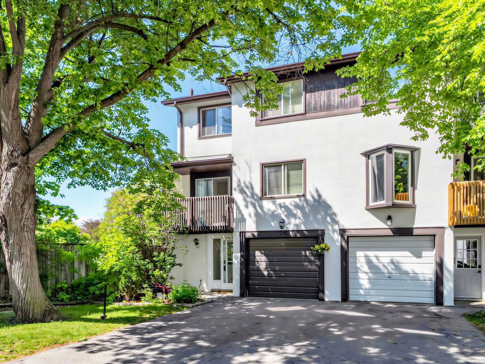 2651 Aquitaine AVE #38, Mississauga, ON L5N 1V5