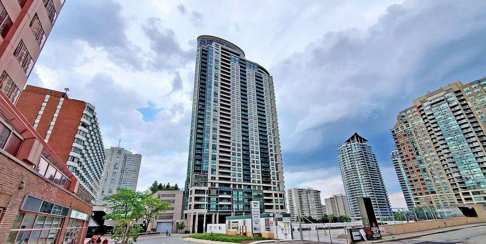 208 Enfield PL #1502, Mississauga, ON L5B 0B8