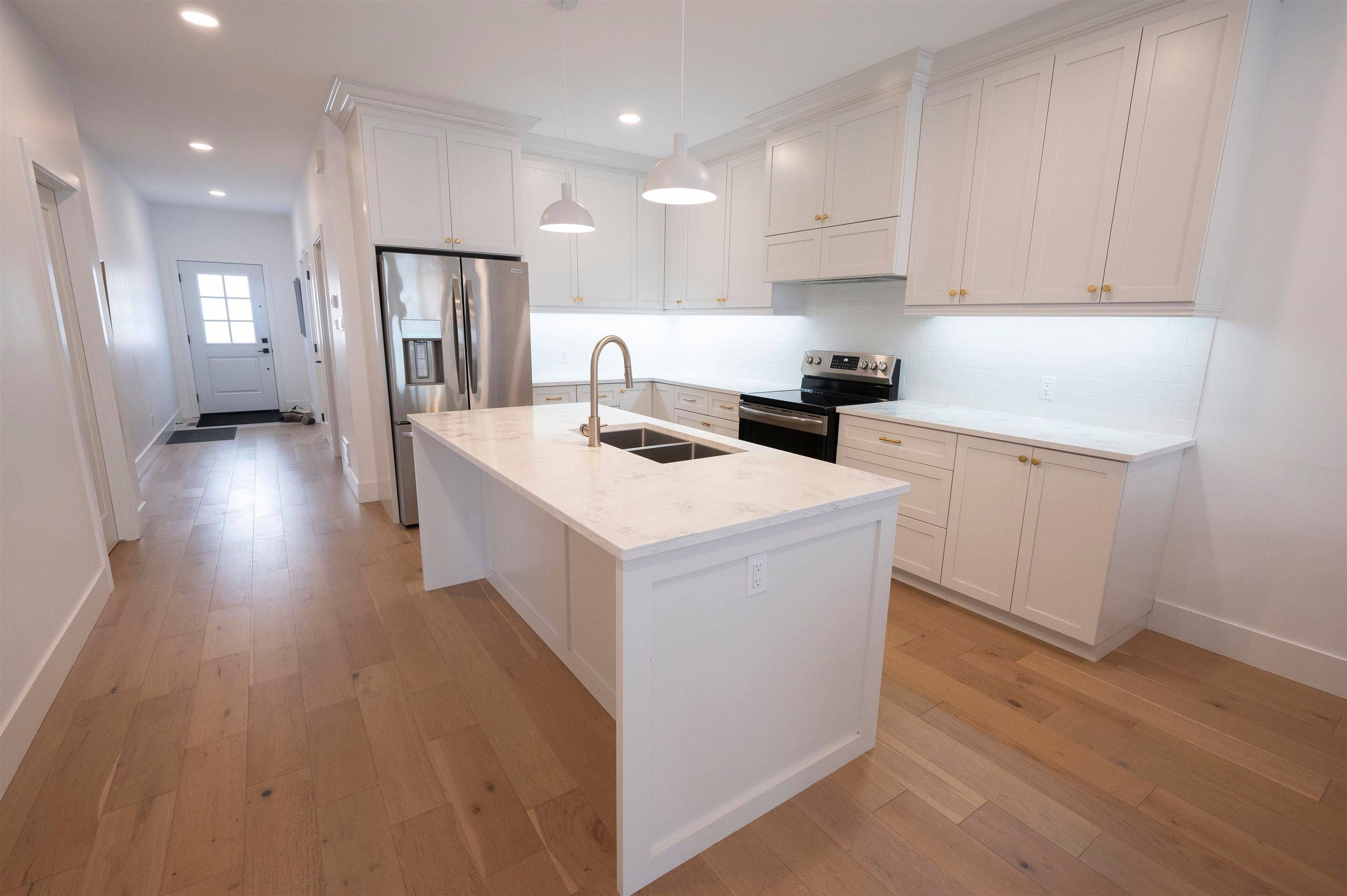 510 Gemstone Drive, Thunder Bay, ON P7G 2S5