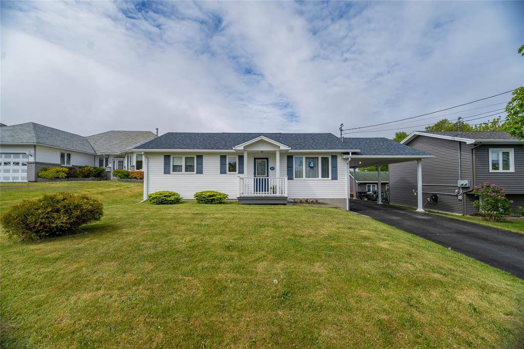 12 Granite Place, Conception Bay South, NL A1X 3G6