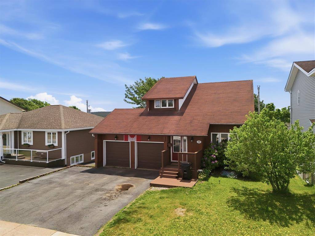 15 Torngat Crescent, St. John's, NL A1E5W7