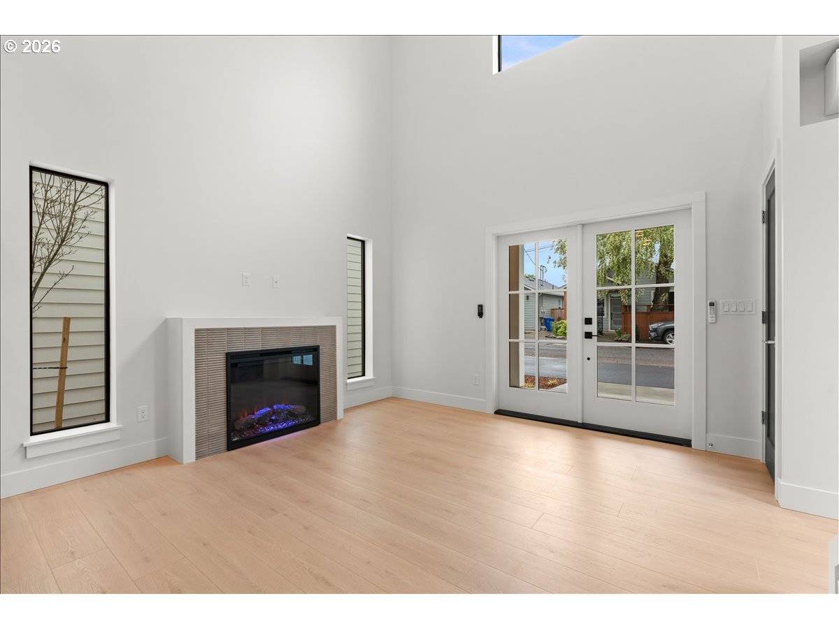 7888 SE 70th AVE, Portland, OR 97206