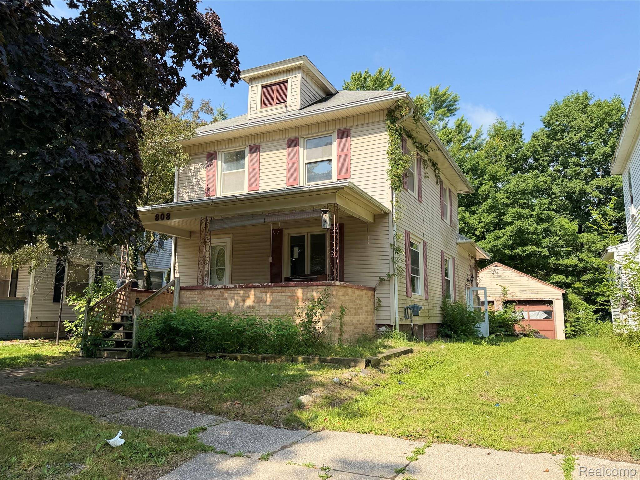 808 Division ST, Owosso, MI 48867