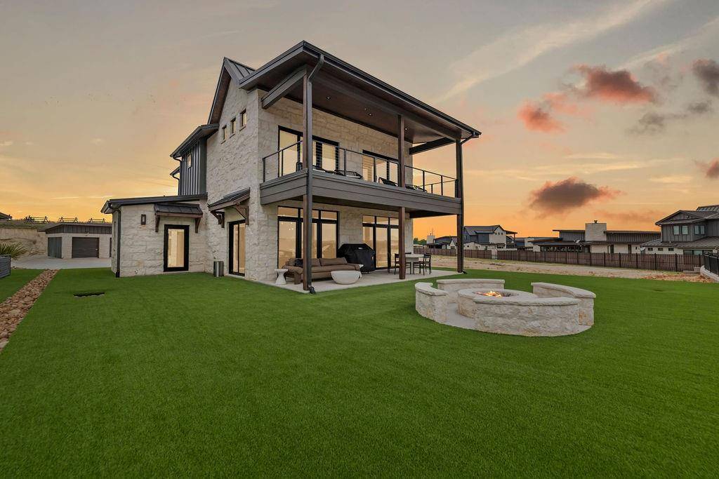 395 Emma Jean Trail, Iredell, TX 76649