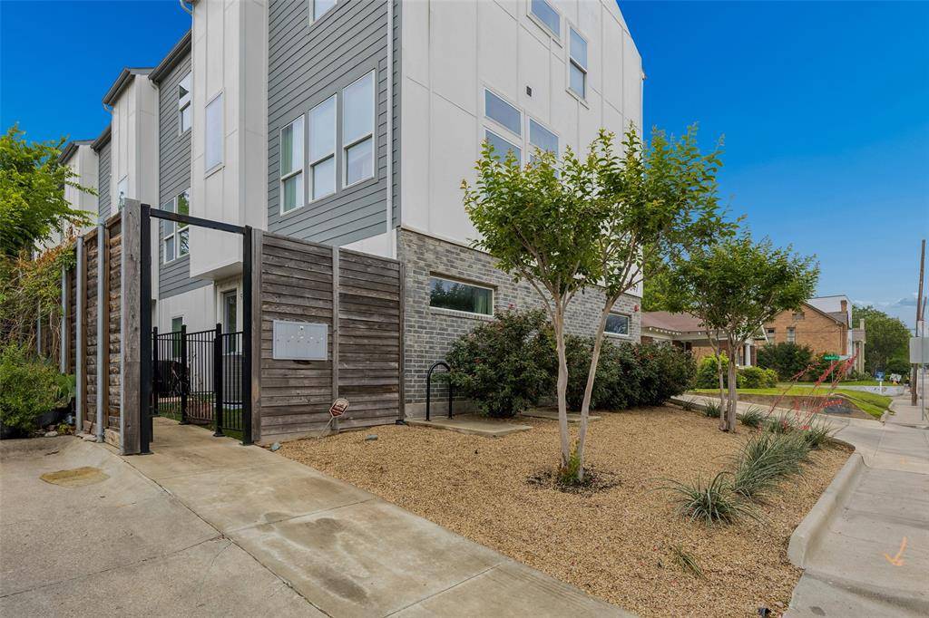 5647 Live Oak Street #103, Dallas, TX 75206