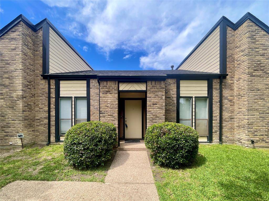 9931 Chimney Hill Lane, Dallas, TX 75243
