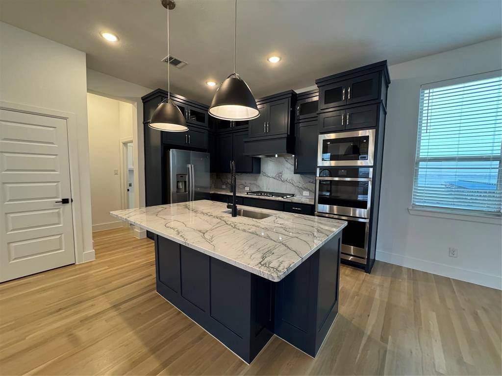 1221 Mark Place, Rowlett, TX 75088