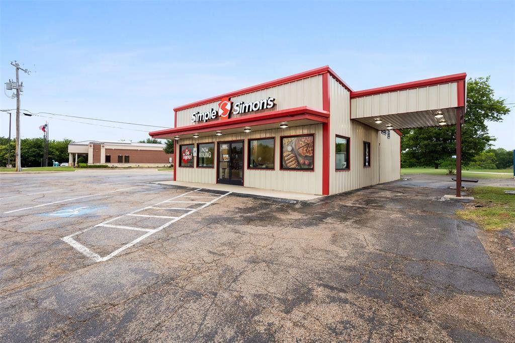 801 Big Bend Trail, Glen Rose, TX 76043