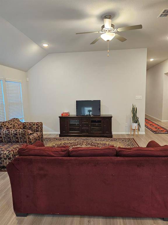 308 N Crescent Avenue N, Melissa, TX 75454