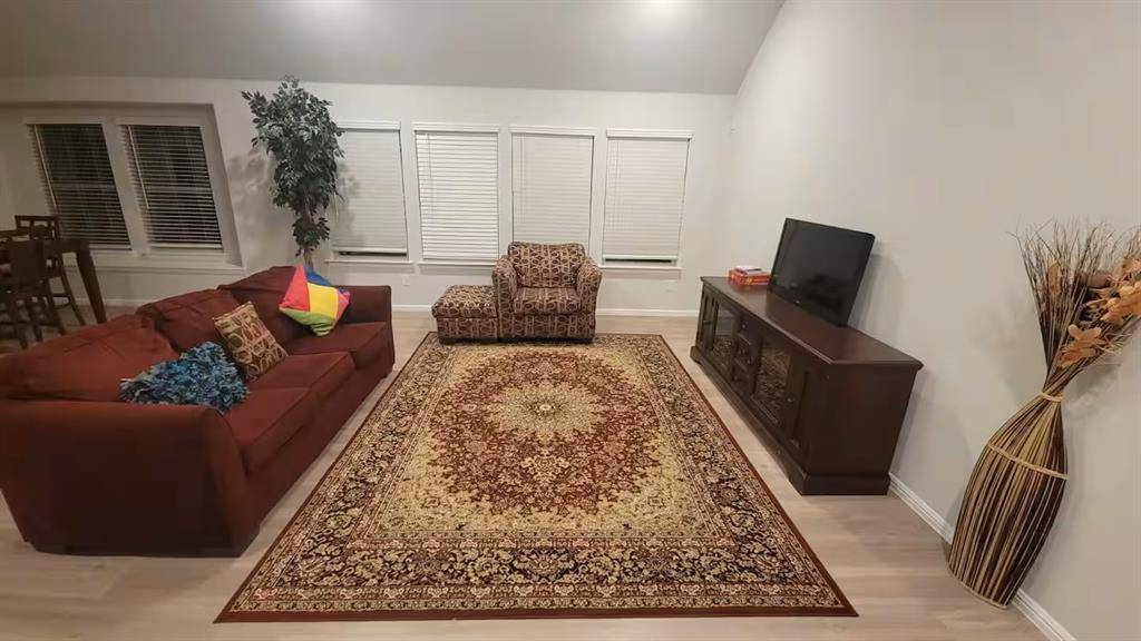 308 N Crescent Avenue N, Melissa, TX 75454