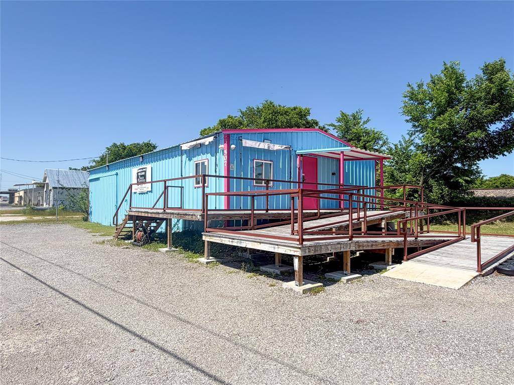 507 S Business 287, Decatur, TX 76234